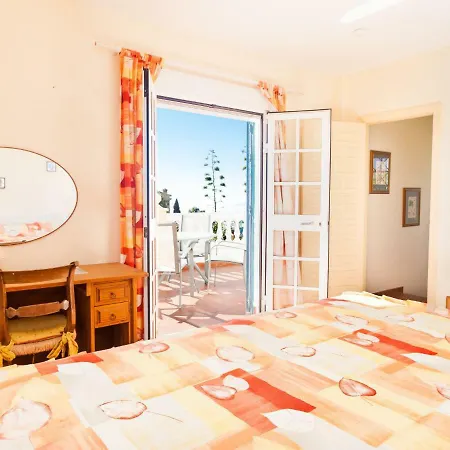 Holiday home Esmerdo By Interhome